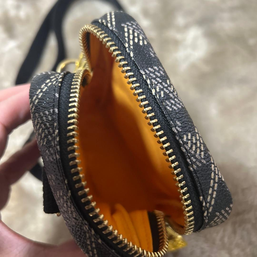 レザレクション　ショルダーバック