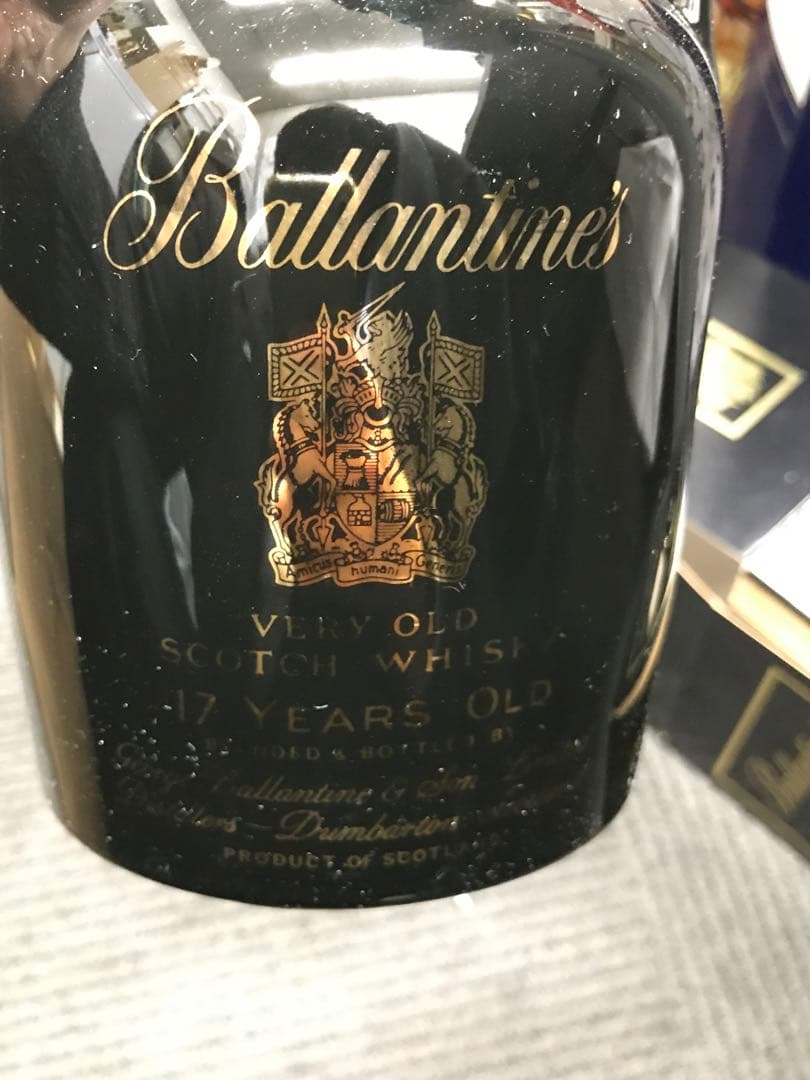 バランタイン　17年　黒陶器ボトル
