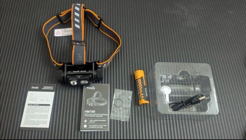 Fenix HM70R ヘッドランプ 1600ルーメン