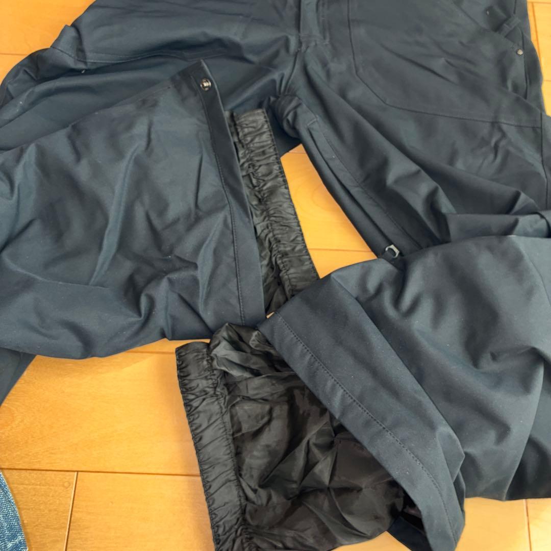 ROXY スノーボードウェアセット 女性用　手袋とニット帽付き