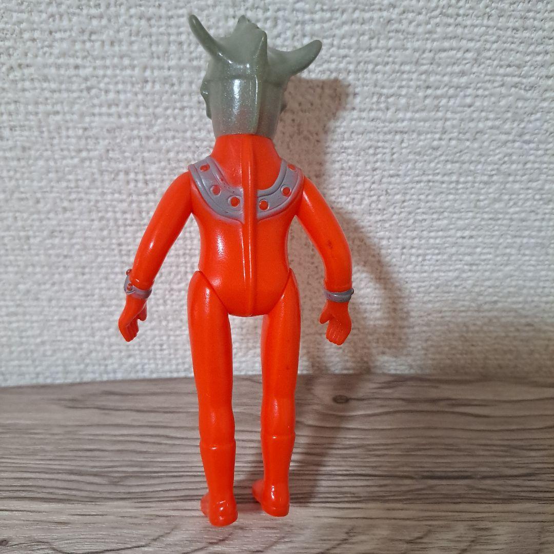 ソフビ　ウルトラマンレオ　タカトク
