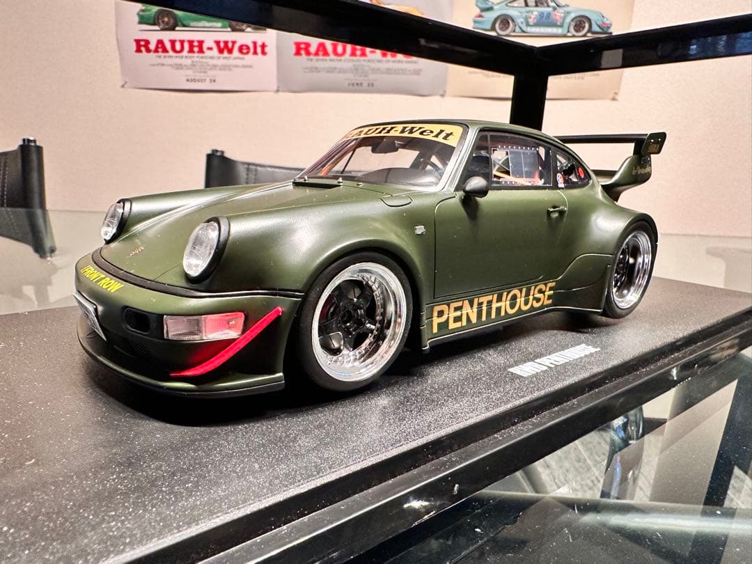 RWB PENTHOUSE ミニカー オリーブグリーン1/18
