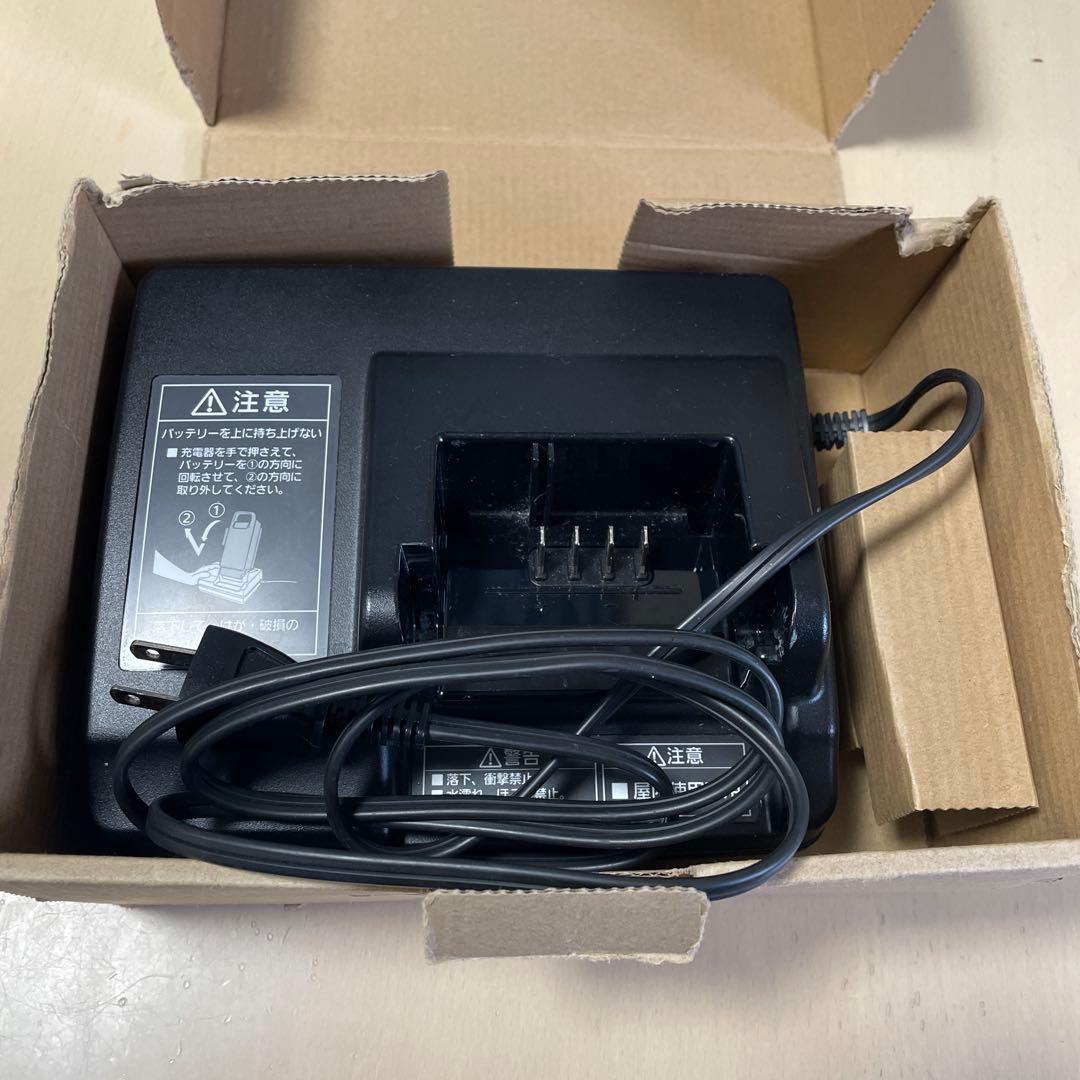 Panasonic NKJ069Z 充電器