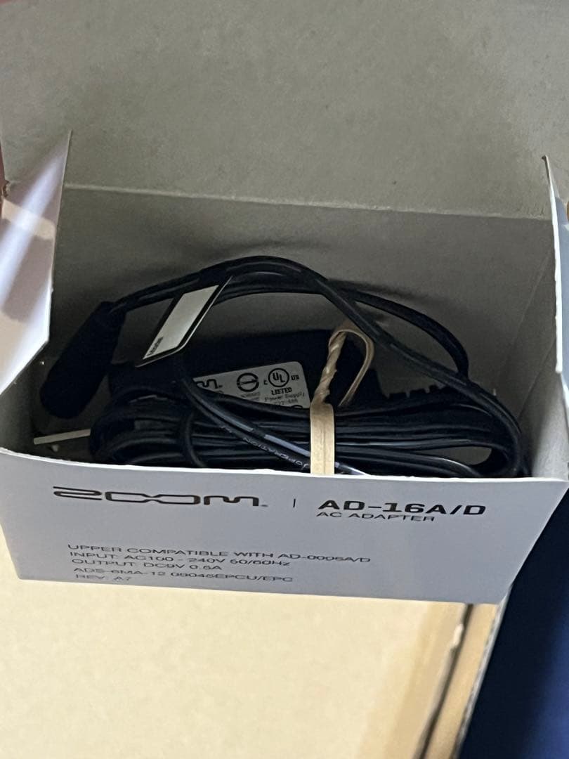 ZOOM V6-SP ボーカルプロセッサー