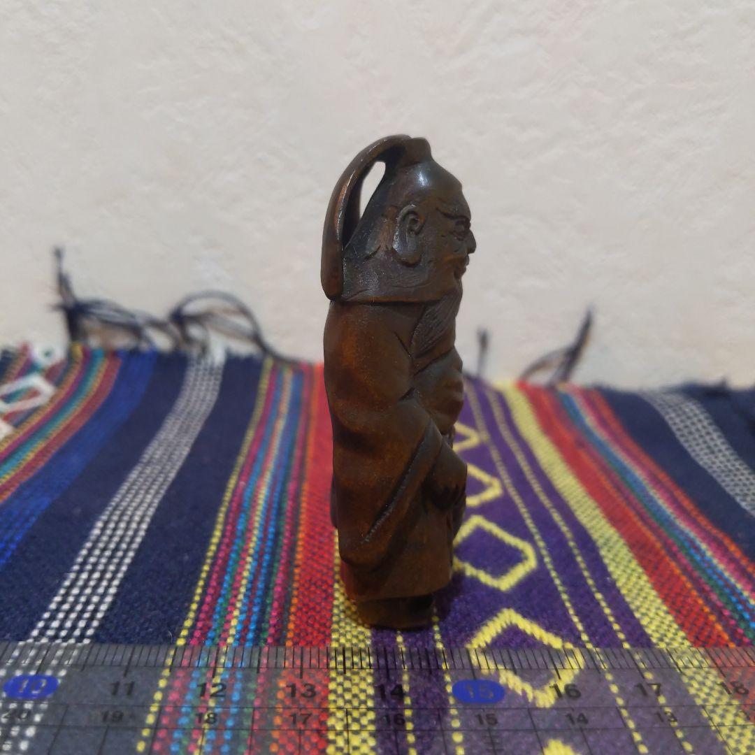 時代提げ物 緻密彫木製根付 在銘【鍾馗様】高さ約6.3cm 重さ約17ｇ厄除魔除