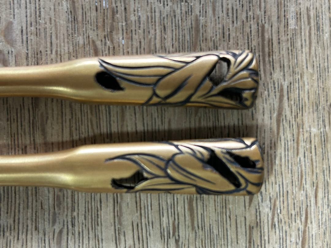 ゴールド螺鈿細工透かし模様櫛とかんざしセット　箱入り