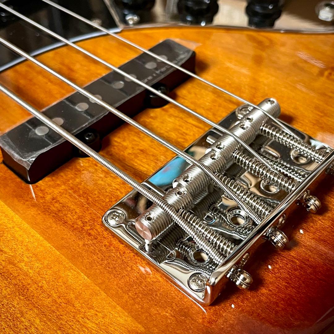 新品同様 Sire / V5R Alder-4 ※fender sadowsky