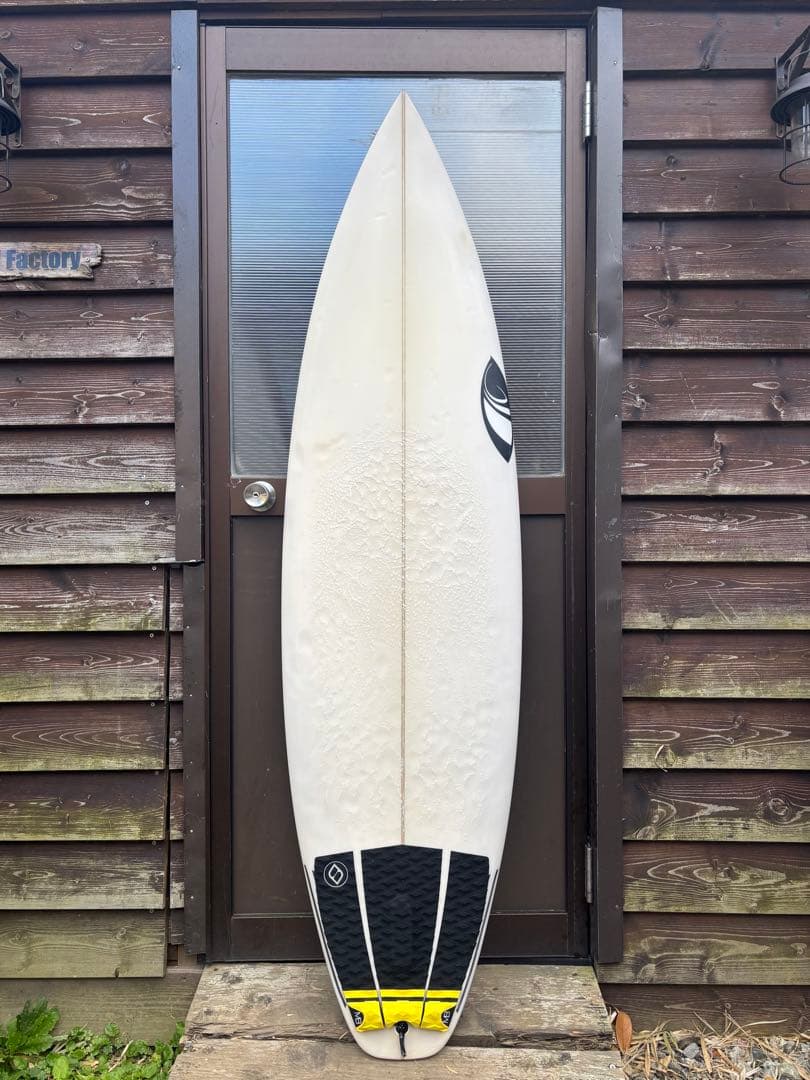 サーフボード　シャープアイ　 77モデル　5,10 千葉南で手渡し
