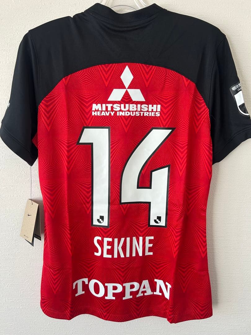 ☆送料無料☆NIKE(ナイキ)浦和レッズ2023年ホームユニフォーム☆関根貴大☆