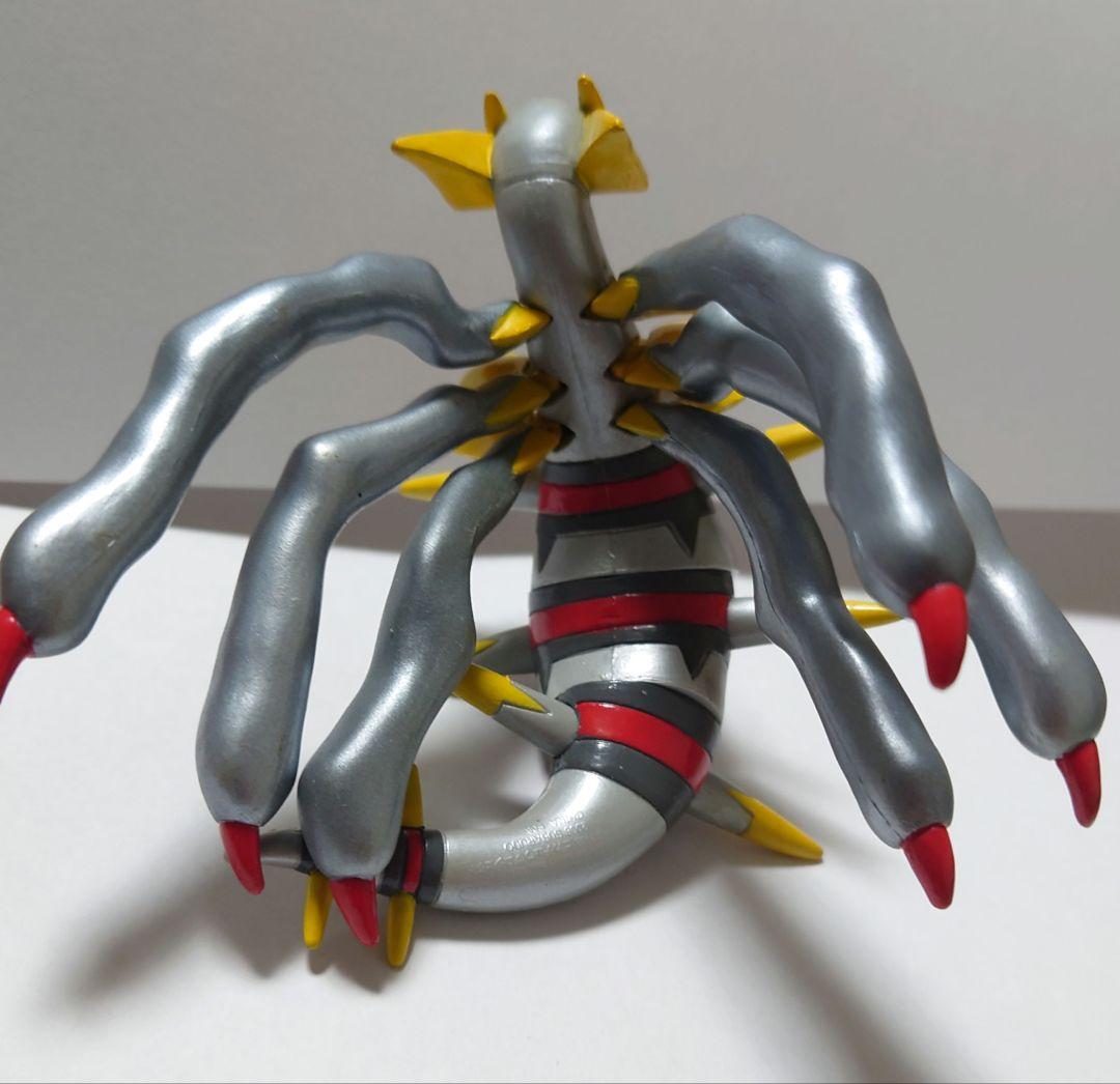非売品 組立 ポケモン　ギラティナ　オリジンフォルム フィギュア