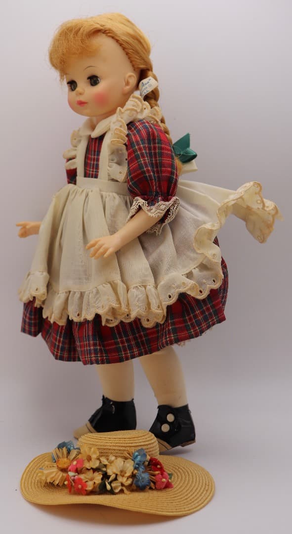 Mc GUFFY ANA マダムアレキサンダードール 金髪 麦わら帽子32cm