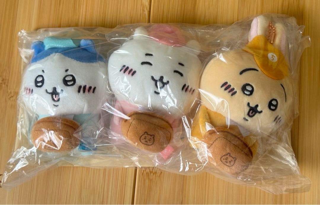 新品未開封 ちいかわ 働くスタッフさんマスコット