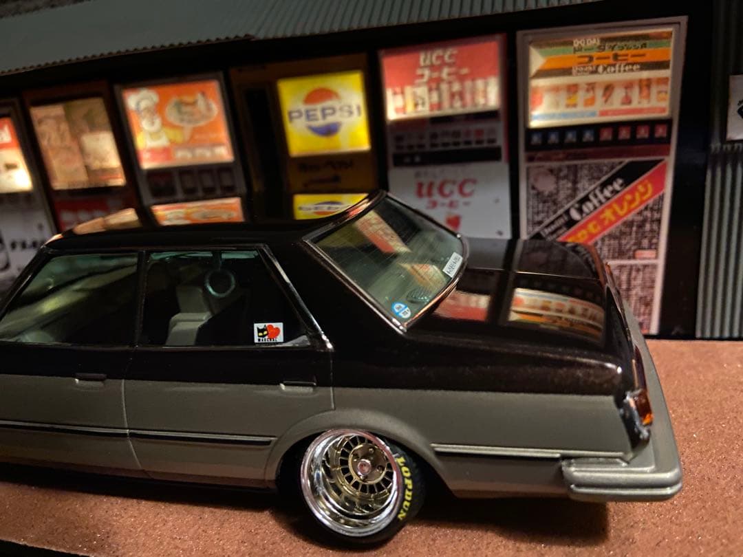 1/24 クレスタ　マイクロエース　カスタム　ジオラマ　　旧車