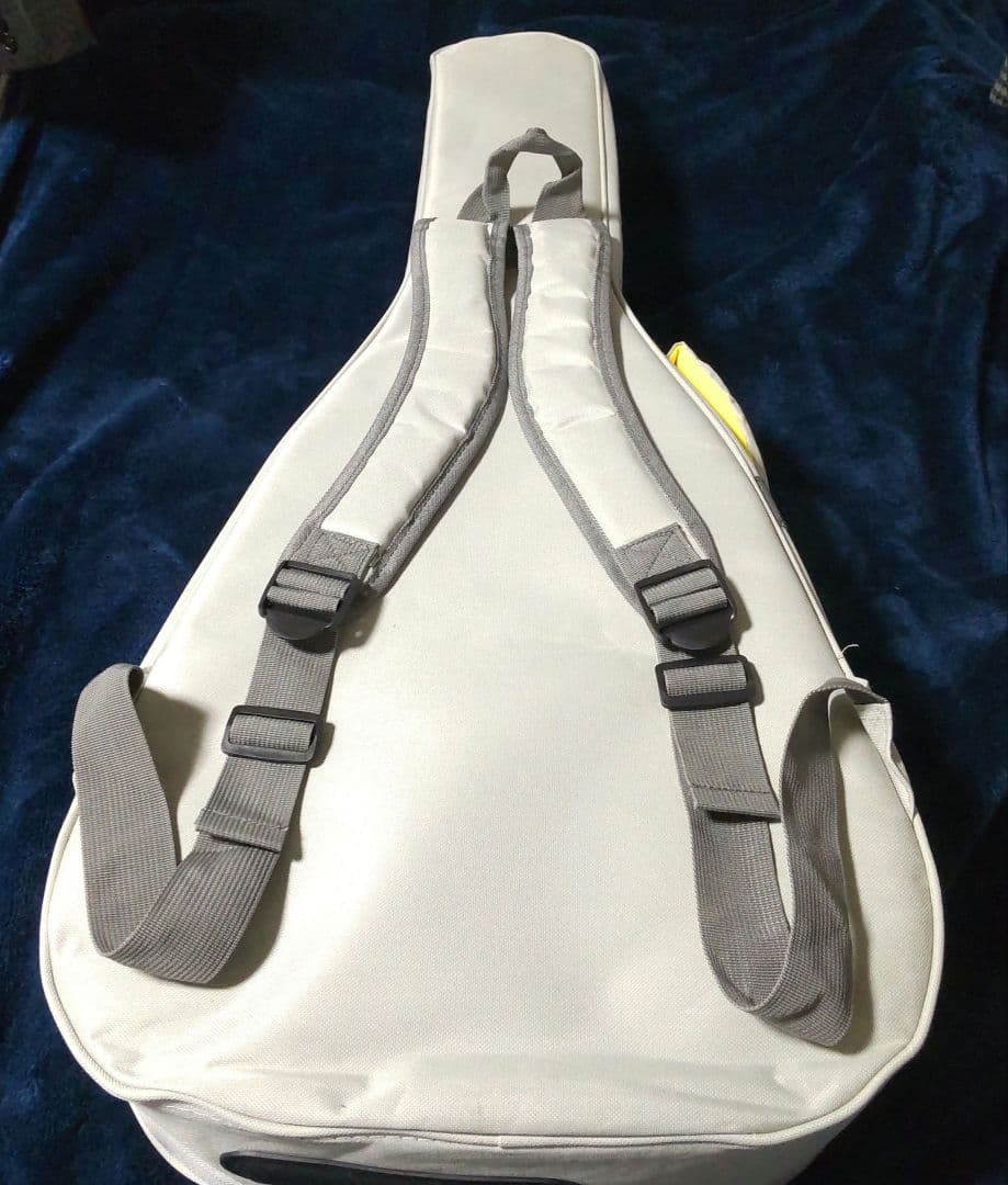 初心者用オーダーメイドギター 光でコード進行が表示されます