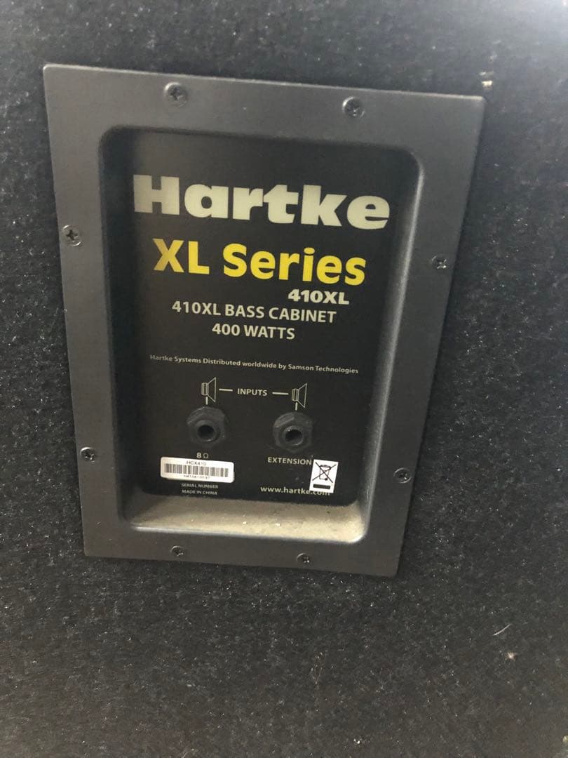 Hartke XL Series 410XL ベースキャビネット　引き