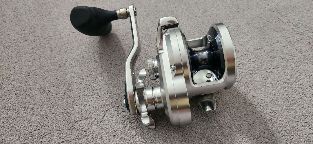 OCEA JIGGER 2000NRHG ベイトリール