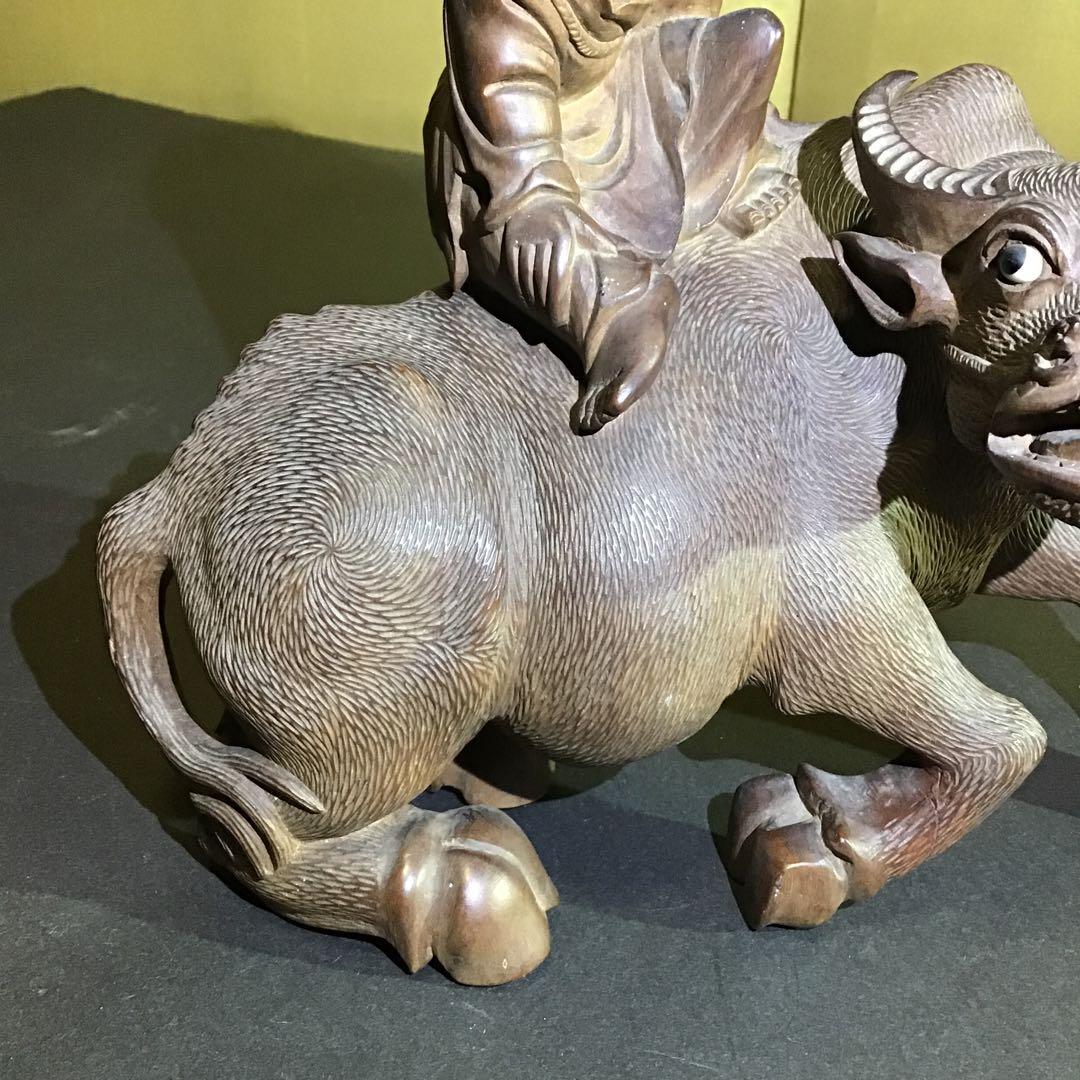 「水牛に乗る童」　極細密木彫刻　水牛玉眼　明治期