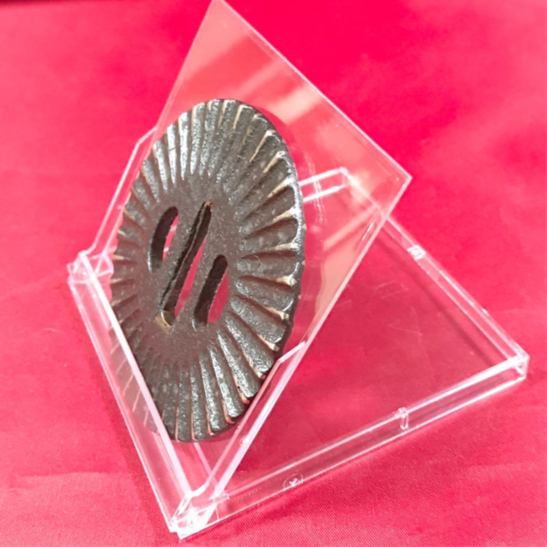 鍔　鐔　日輪の図？　桃山？