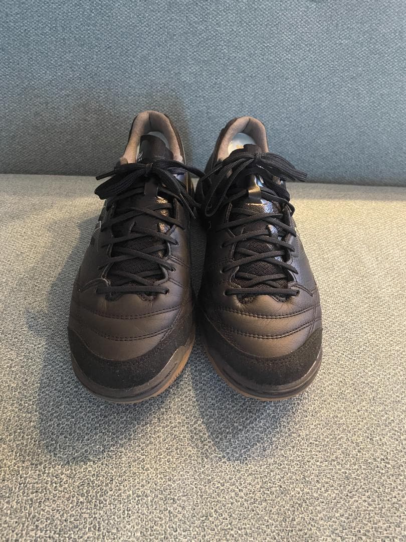 ASICS フットサルシューズ 黒 デスタッキ