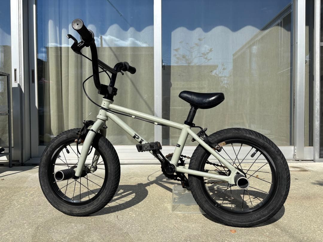 TNB BMX キッズ　PLUG14