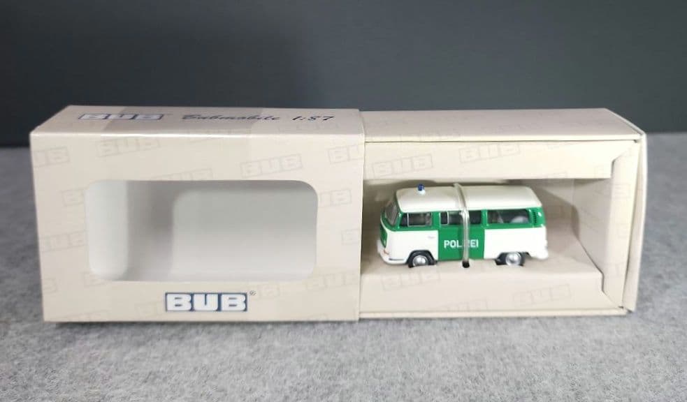 BUB　EBBRO　VWバス 1/87スケール（HO）