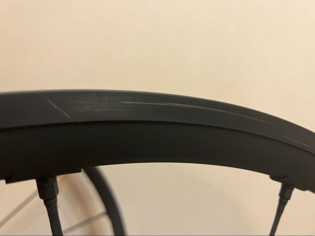 フルクラム　レーシングゼロ ナイト　C17