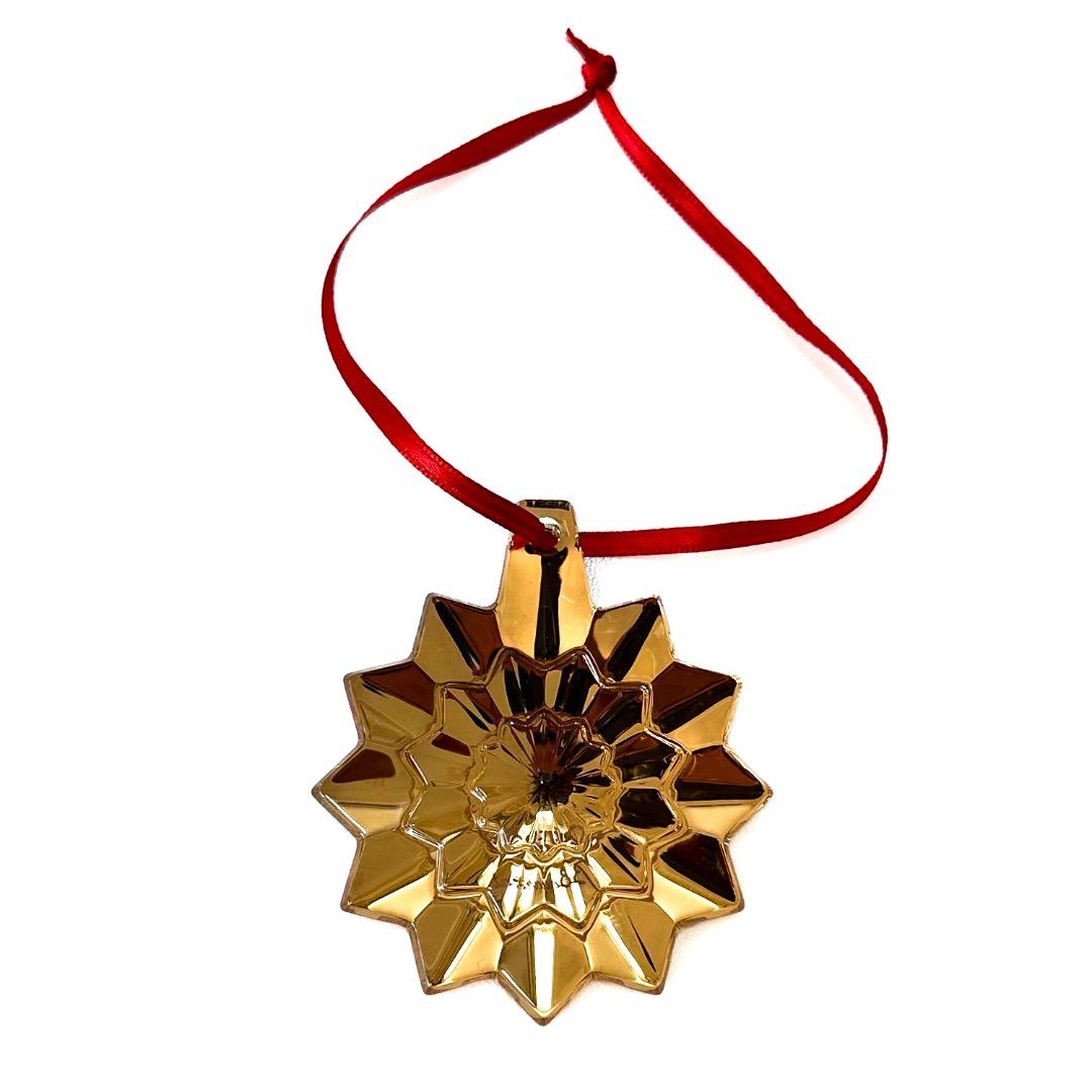 【即配送】バカラ オーナメント 2019 NOEL ゴールド Bロゴ ピン付 箱