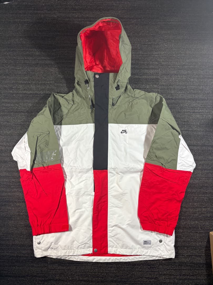Nike SB Storm Fit Nylon Jacket ナイロン L大きめ