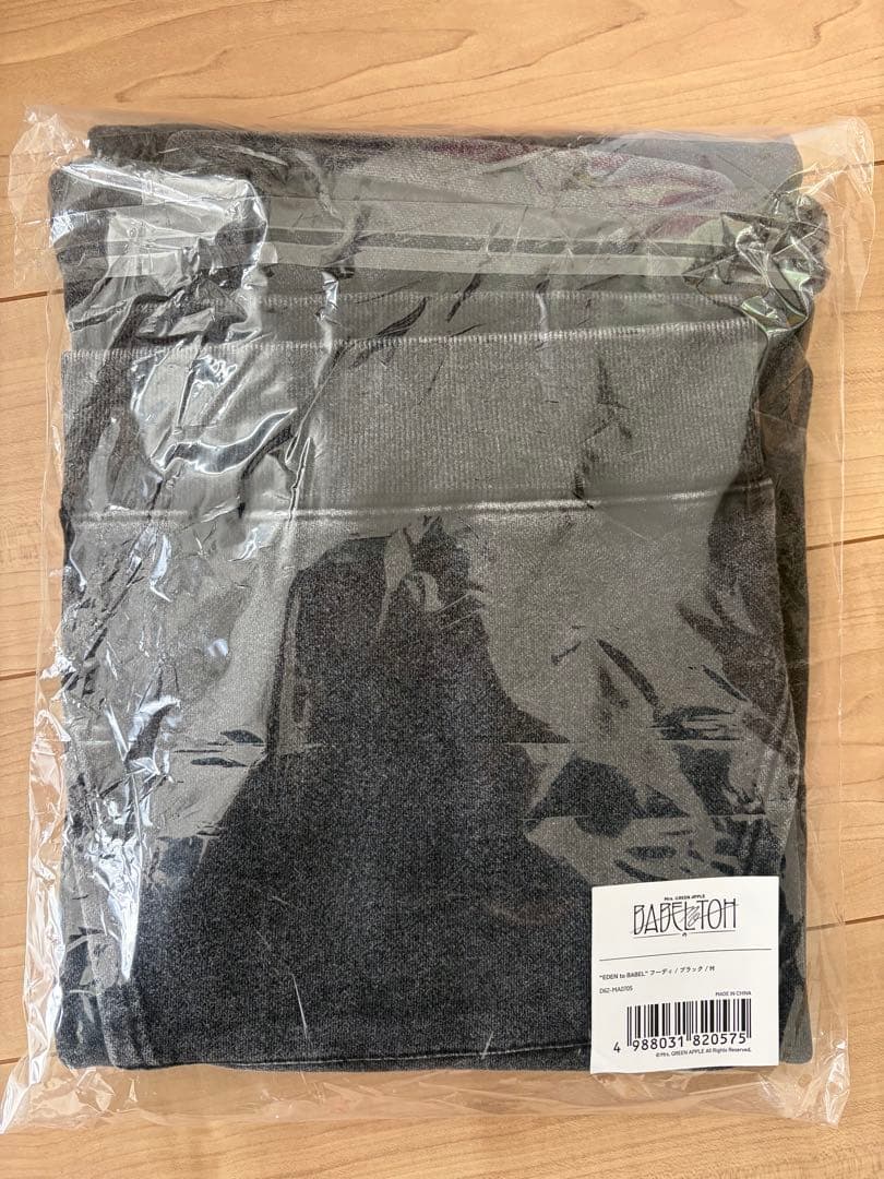 Mrs. GREEN APPLEミセス Mサイズパーカー