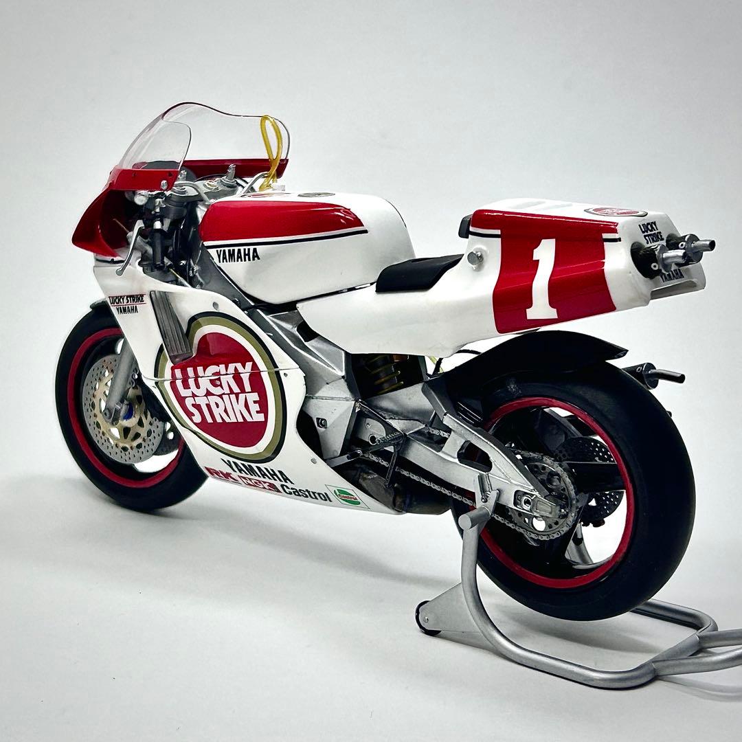 1/12 ハセガワ ヤマハYZR500(0W98) 1988 プラモデル 完成品