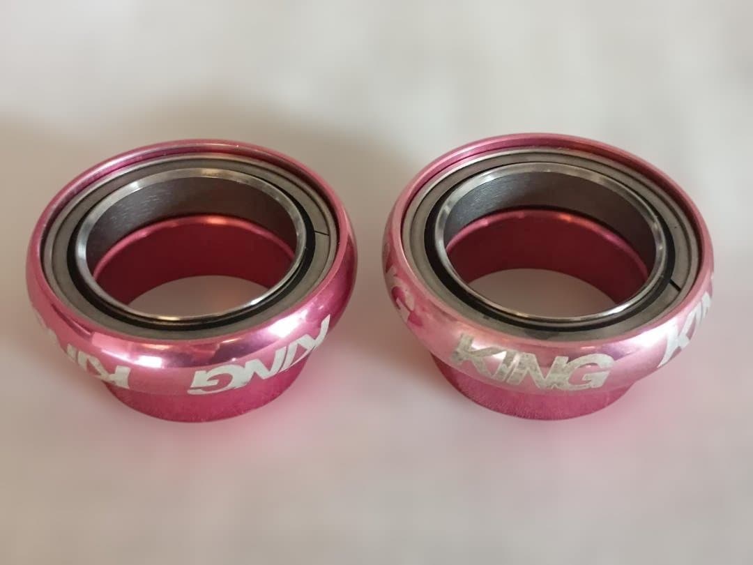 希少 Chris King 1インチ ピンク Pretty and Strong