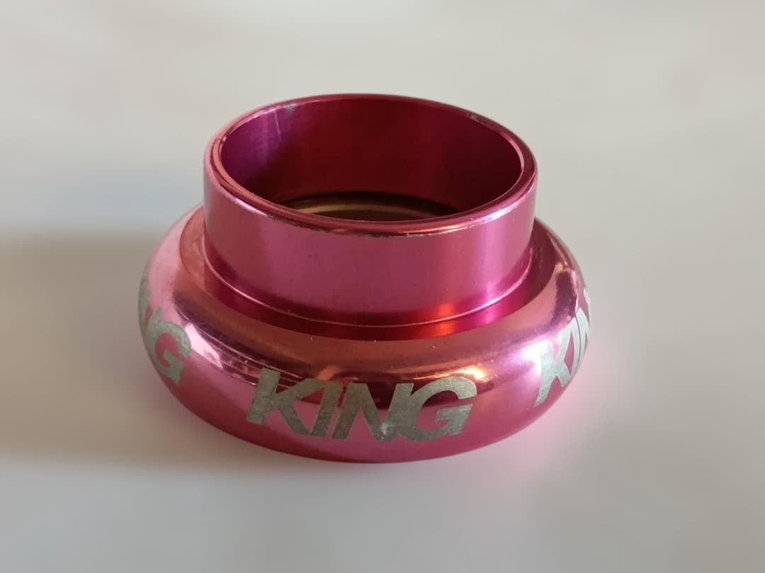 希少 Chris King 1インチ ピンク Pretty and Strong