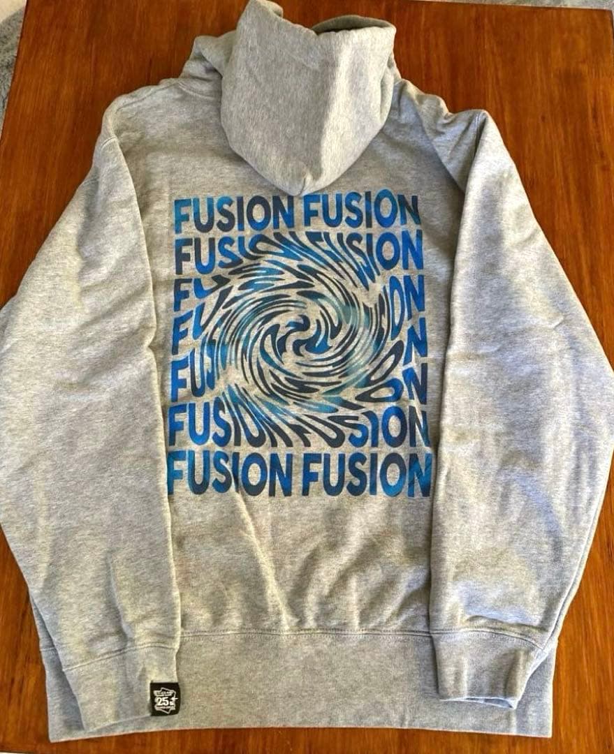 遊戯王パーカー　ニューロン　マンガートビームスコラボパーカー　25周年企画