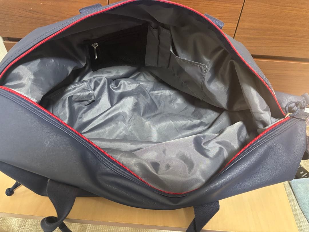 ecco ダッフルバッグ ネイビー　ボストンバッグ