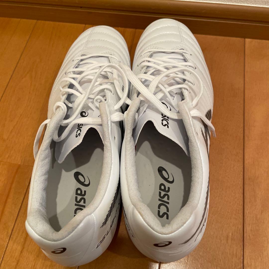 サッカー　スパイク　アシックス　26.5