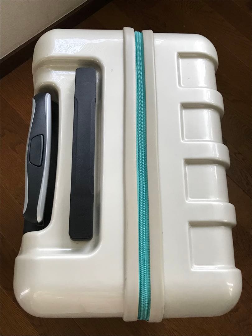 スーツケース 40L キャリーケース　パールホワイト　TSAロック搭載