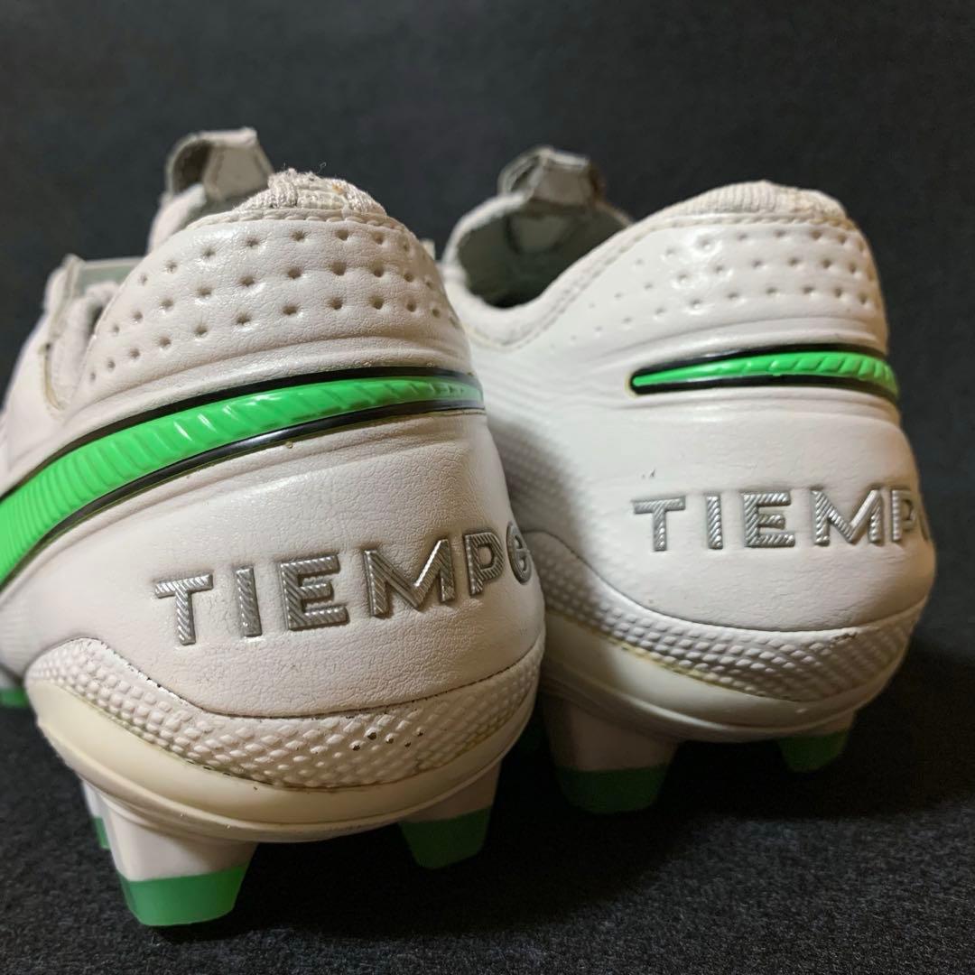 【美品】NIKE ティエンポ レジェンド 8 エリート FG