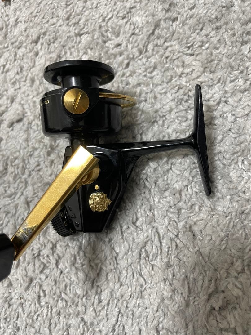 ABU Cardinal 33 黒金（木箱付き）