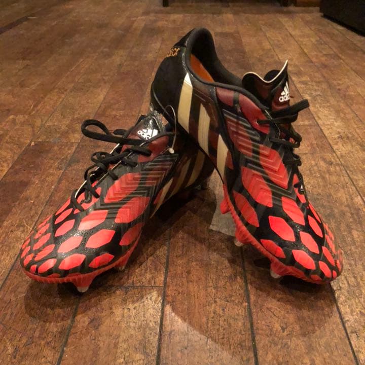 アディダス　プレデター　ミックス　プロ着用モデル