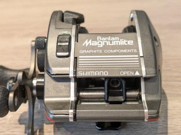 シマノバンタム マグナムライト BG-X 1550SG ベイトリール オールド