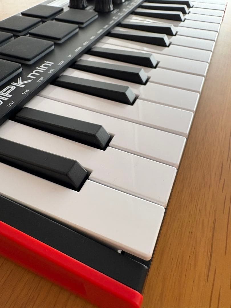 【美品】AKAI MPK mini MK3 MIDIキーボード