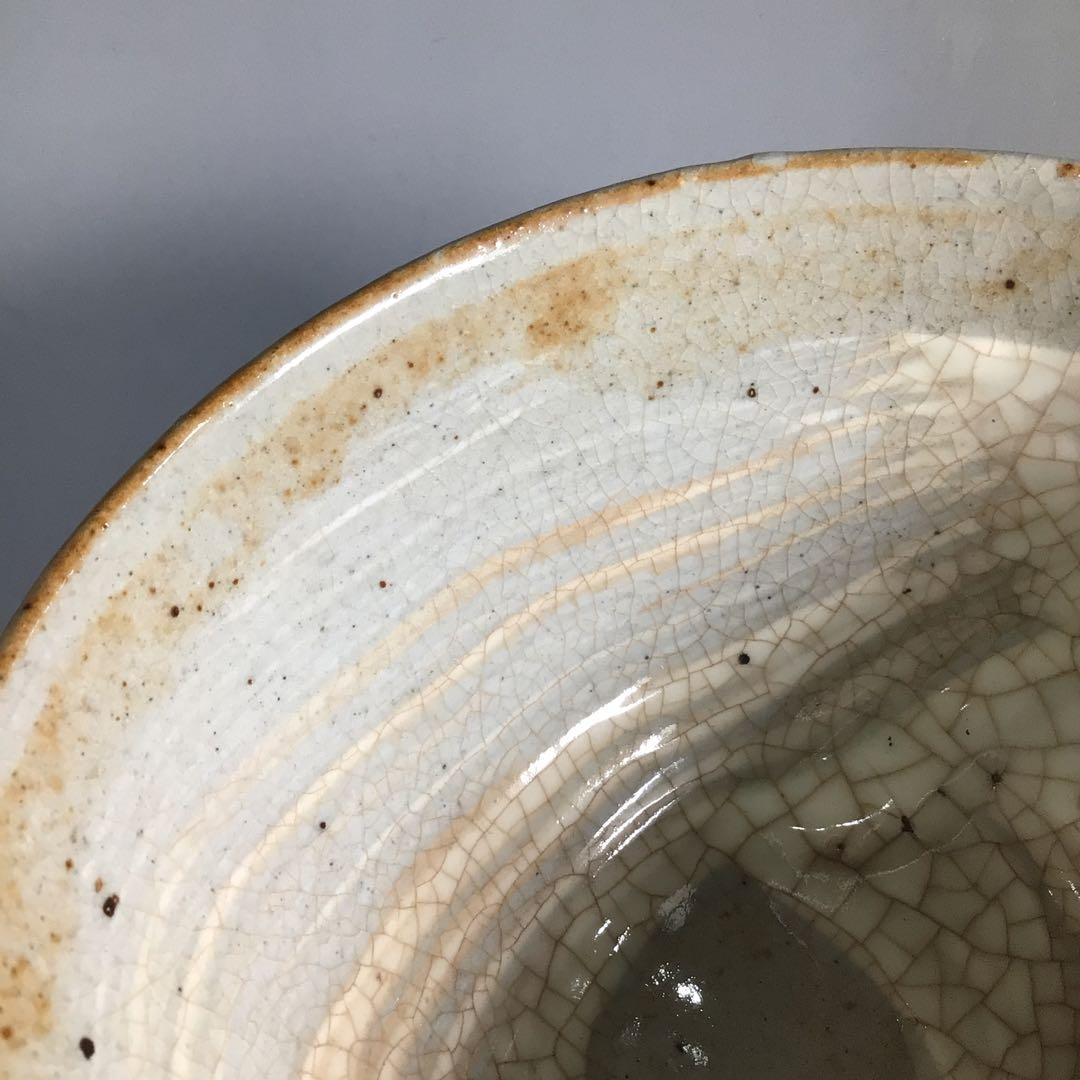 Ｎ５８　茶碗　『山田健吉造』『表千家　堀内宗完　箱書』『彫刷毛目茶碗』　共箱