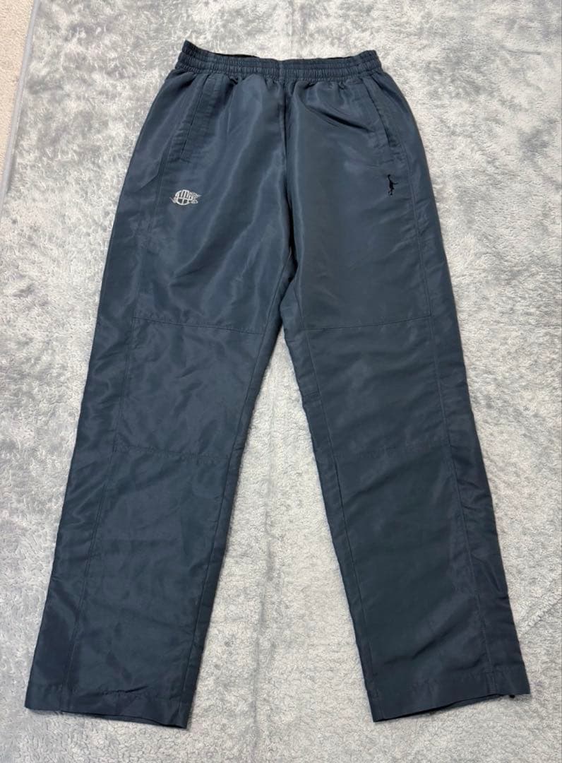 インザペイント 上下セットアップ ウィンドブレーカー グレー　Lサイズ