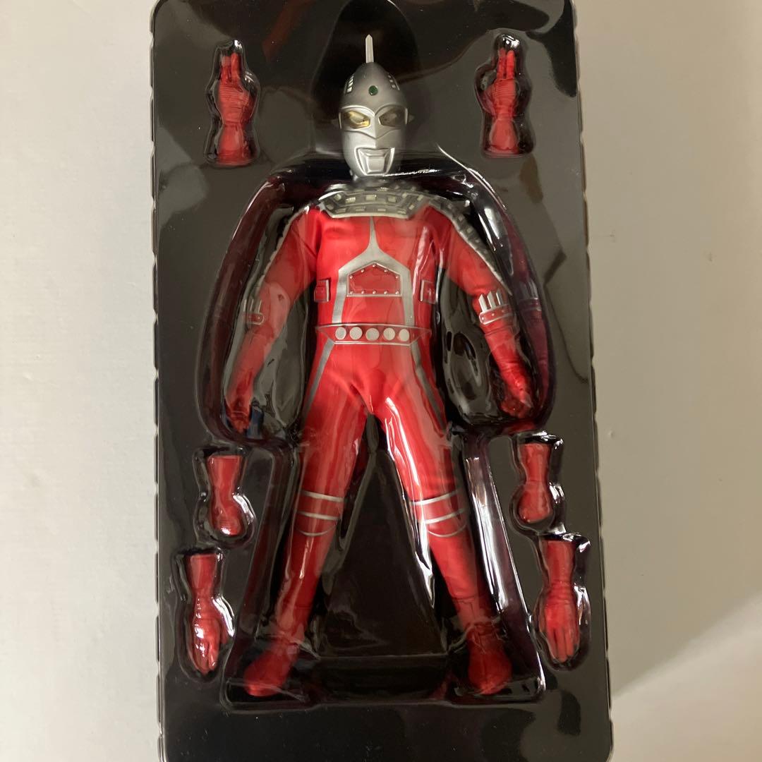 ウルトラセブン　RAH フィギュア