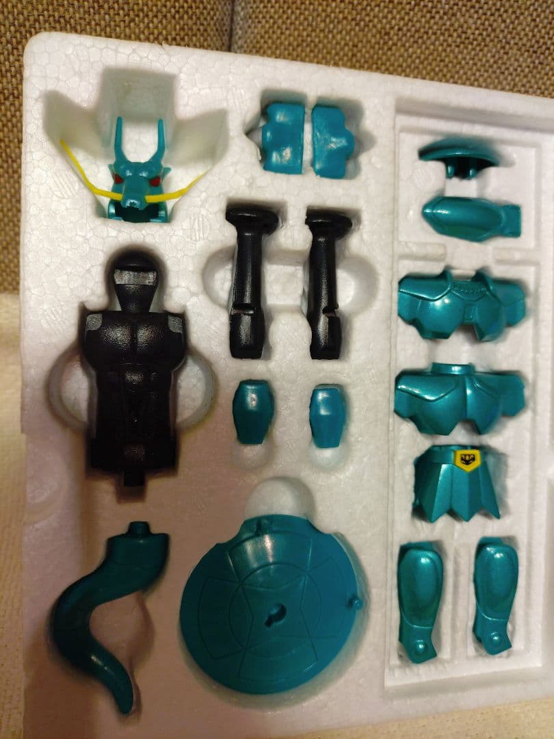 美品　激レア！当時モノ　聖闘士星矢　紫龍　ドラゴンクロス　扉絵、扉窓　1987