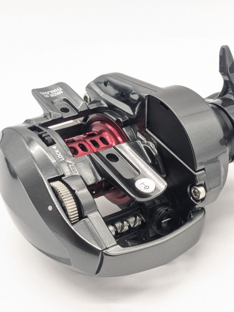 【美品】DAIWA 20ALPHAS AIR TW8.6L ダイワ リール