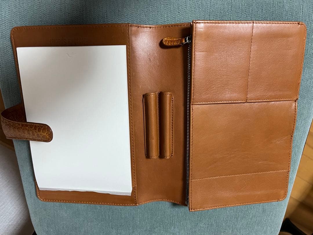 A5手帳カバー　クロコダイル　メモ　象革　キタムラ