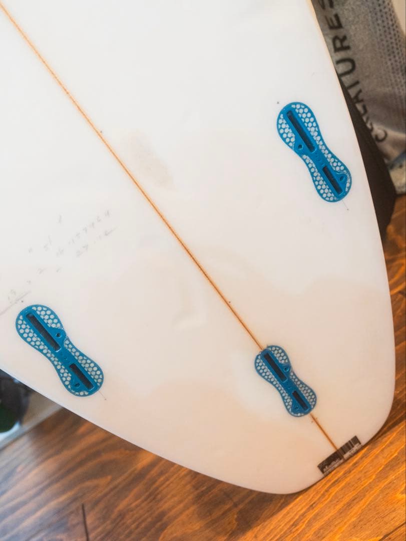 JS モンスターボックス　5,9 27.1L ショートサーフボード