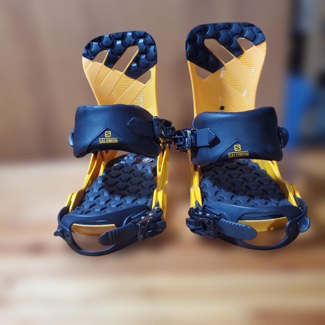 SALOMON スノーボードビンディング Sサイズ！ BD2604
