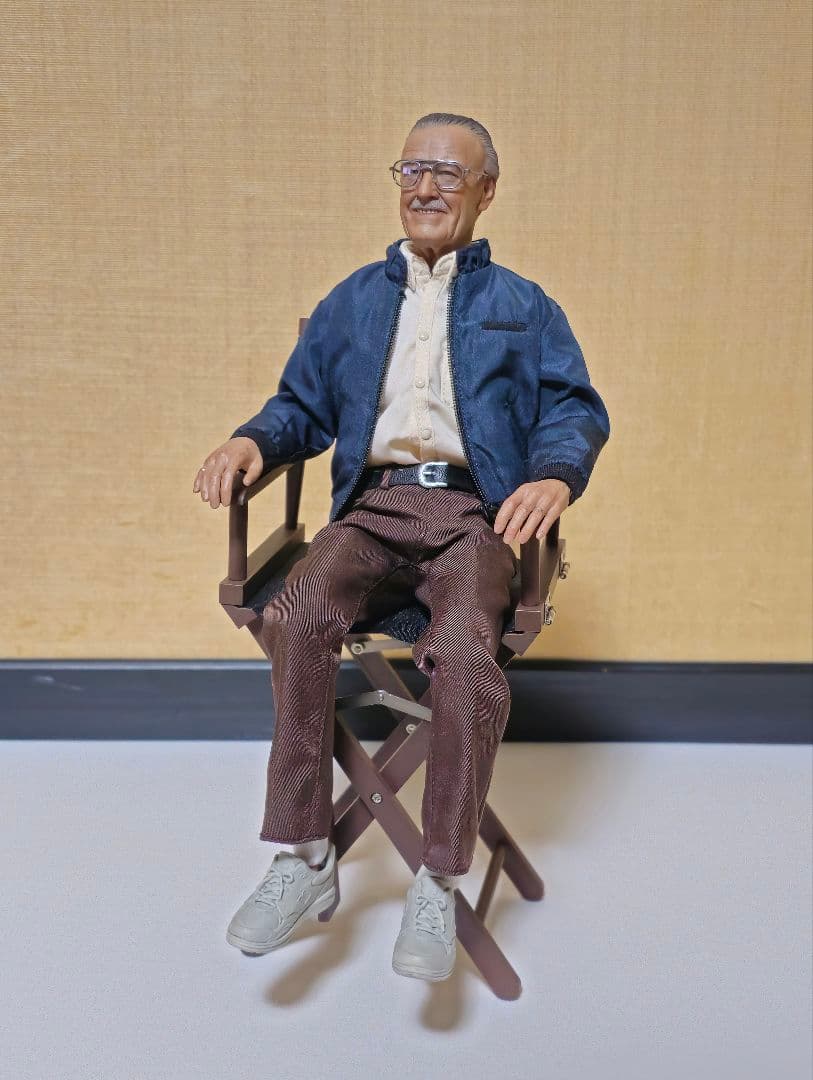 スタン・リー 1/6スケールフィギュア ホットトイズ 欠品あり